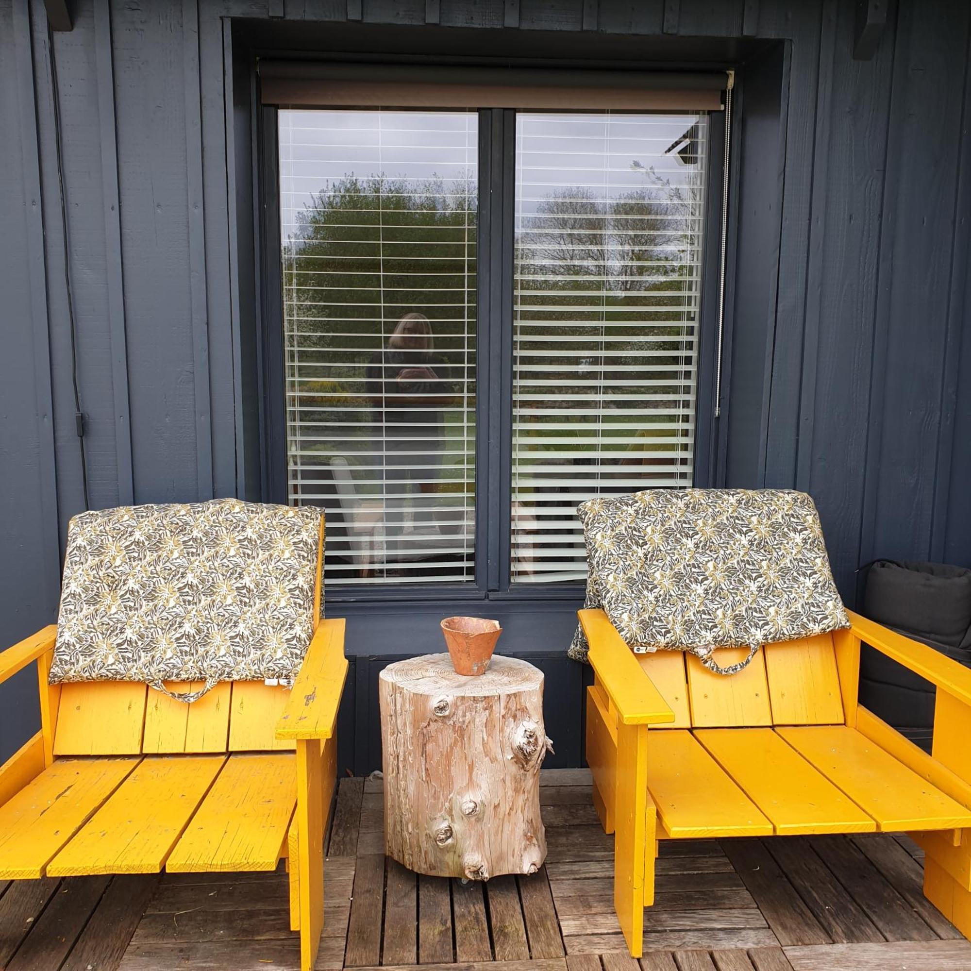 Par Hasard Ou Pas Bed & Breakfast Saint-Martin-aux-Chartrains Exterior photo